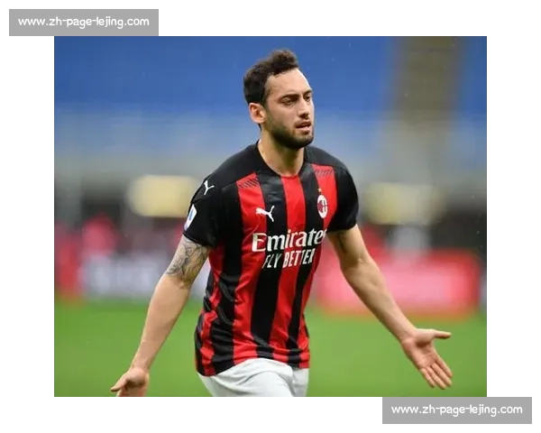 加拉塔萨雷主席澄清：与恰尔汗奥卢的交流纯属偶然，非转会谈判