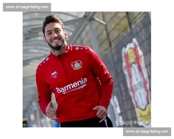 国米更衣室暗流涌动：小图拉姆、阿瑙托维奇力挺恰尔汗奥卢