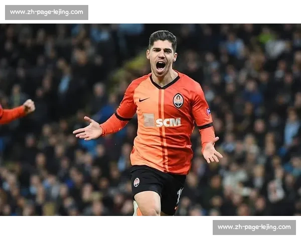 法兰克福 1500 万欧再报价哥本哈根新星，2000 万欧标价引发转会争夺战