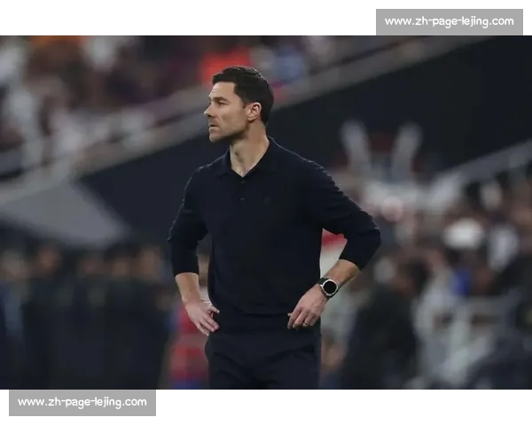 维尼修斯领衔三将抵皇马驻地 阿隆索率队冲刺世俱杯关键战 维尼修斯领衔三将抵皇马驻地 阿隆索率队冲刺世俱杯关键战