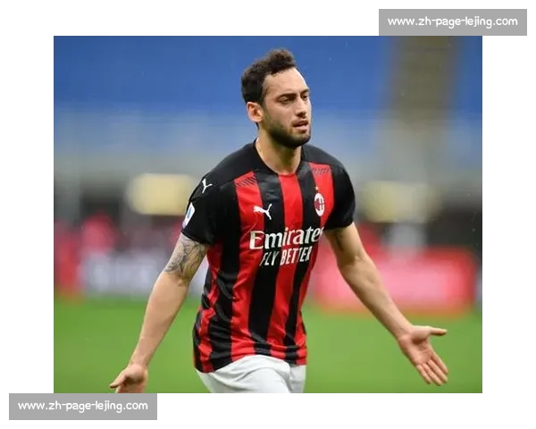 加拉塔萨雷主席澄清：与恰尔汗奥卢的交流纯属偶然，非转会谈判