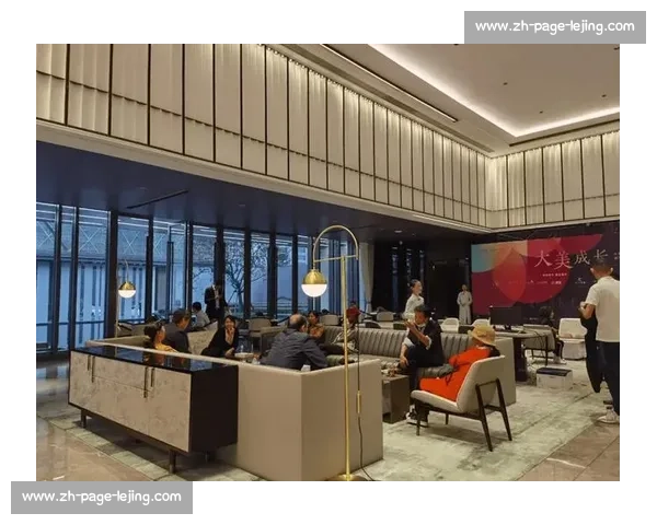 夜骑西湖：杭州青年的浪漫通勤美学